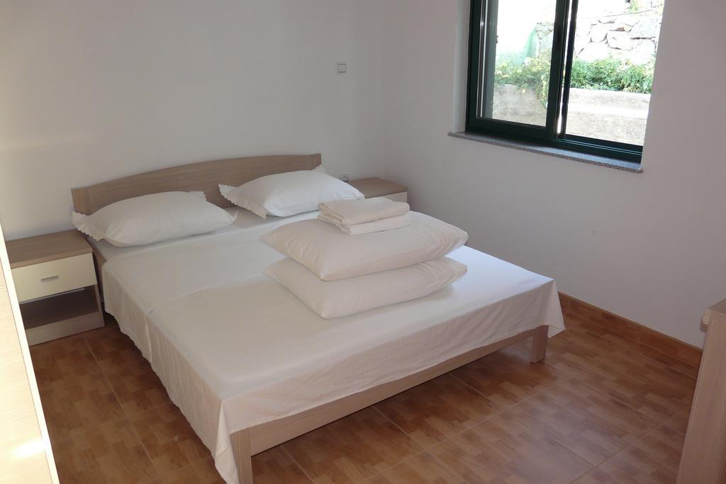 Mala Apartment *